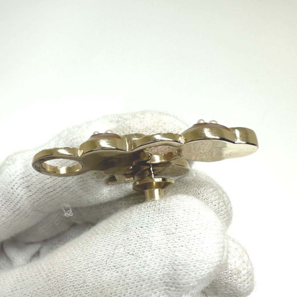 CHANEL Authentic Gold Brooch - Picture 7 of 8